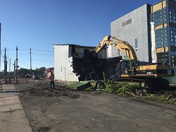 543-simpson-demo-img-02